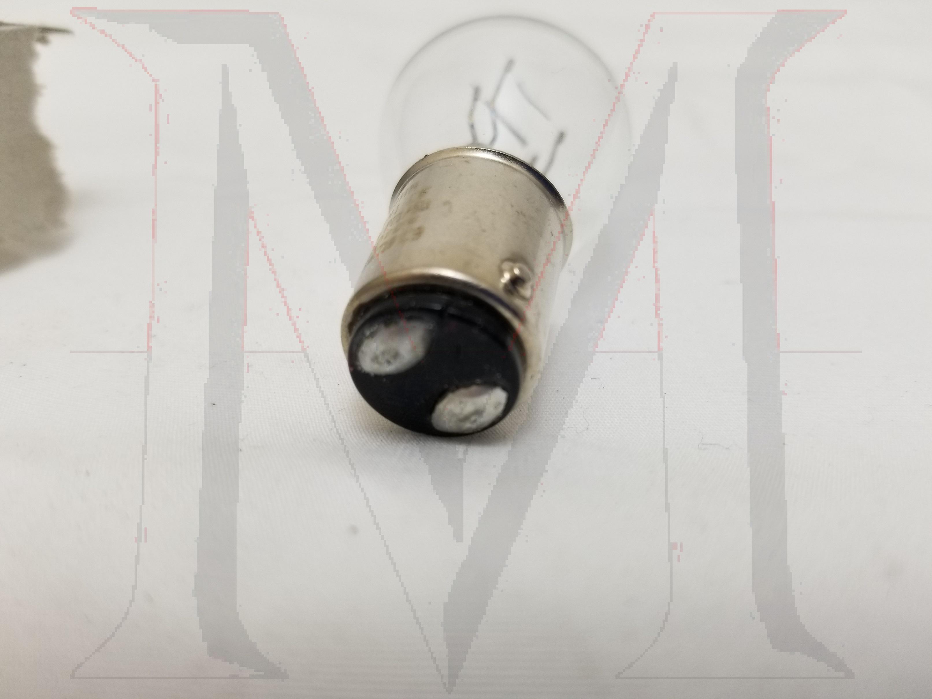47-0200 FRONT TURN SIGNAL/TAIL LIGHT BULB
