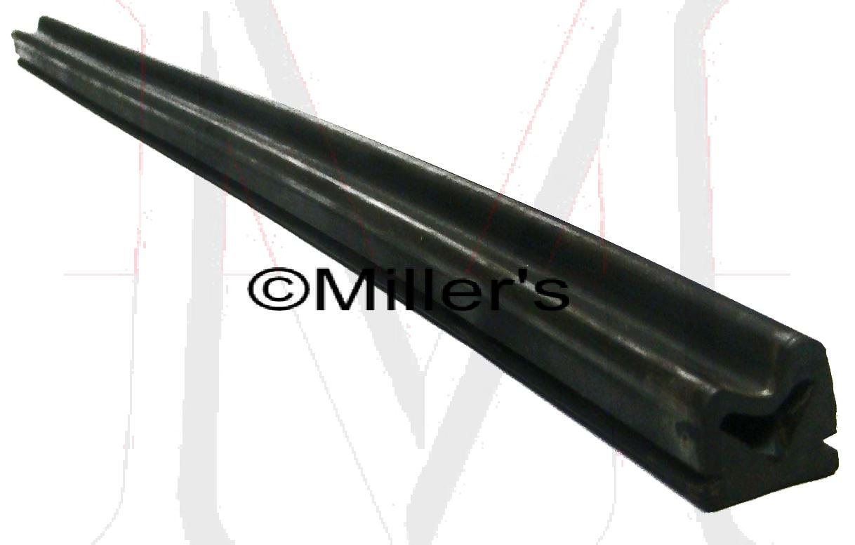 72-2102 DOOR GLASS TO PILLAR SEAL