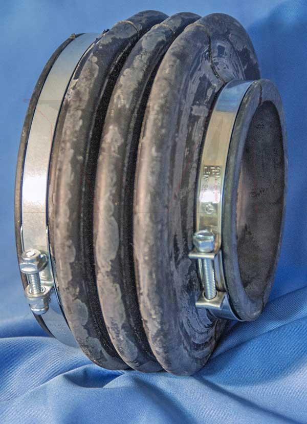22-0065 REAR AXLE BOOT